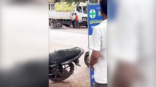 Man Gets Hacked To Death With Sickles In Broad Daylight In India