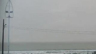 Brazil: Lightning Strikes Beachgoer, Resuscitation Fails