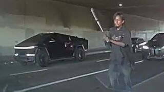 California Cops Shoot Baseball Bat Wielding Man