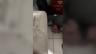 Pusher Linked To La Chapiza Cartel Beaten By MF Members At The Gunpoint