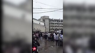Man Jumps From 4th Floor Of A Hospital In India