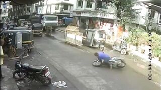 Lawyer Dies Of Cardiac Arrest While Riding Motorcycle
