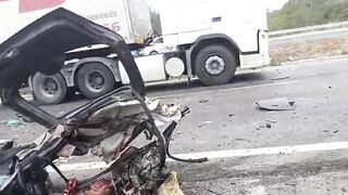 Two Killed In Terrible Highway Crash In Brazil