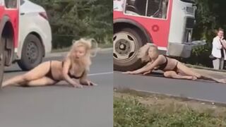 Wasted Blonde Fucks Around On A Busy Road In Russia