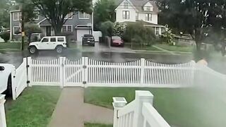 Video captures moment a New Yorker gets struck by lightning