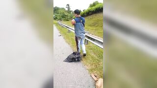 Classic: Man Walks and Talks on Phone Like It’s Just a Scratch