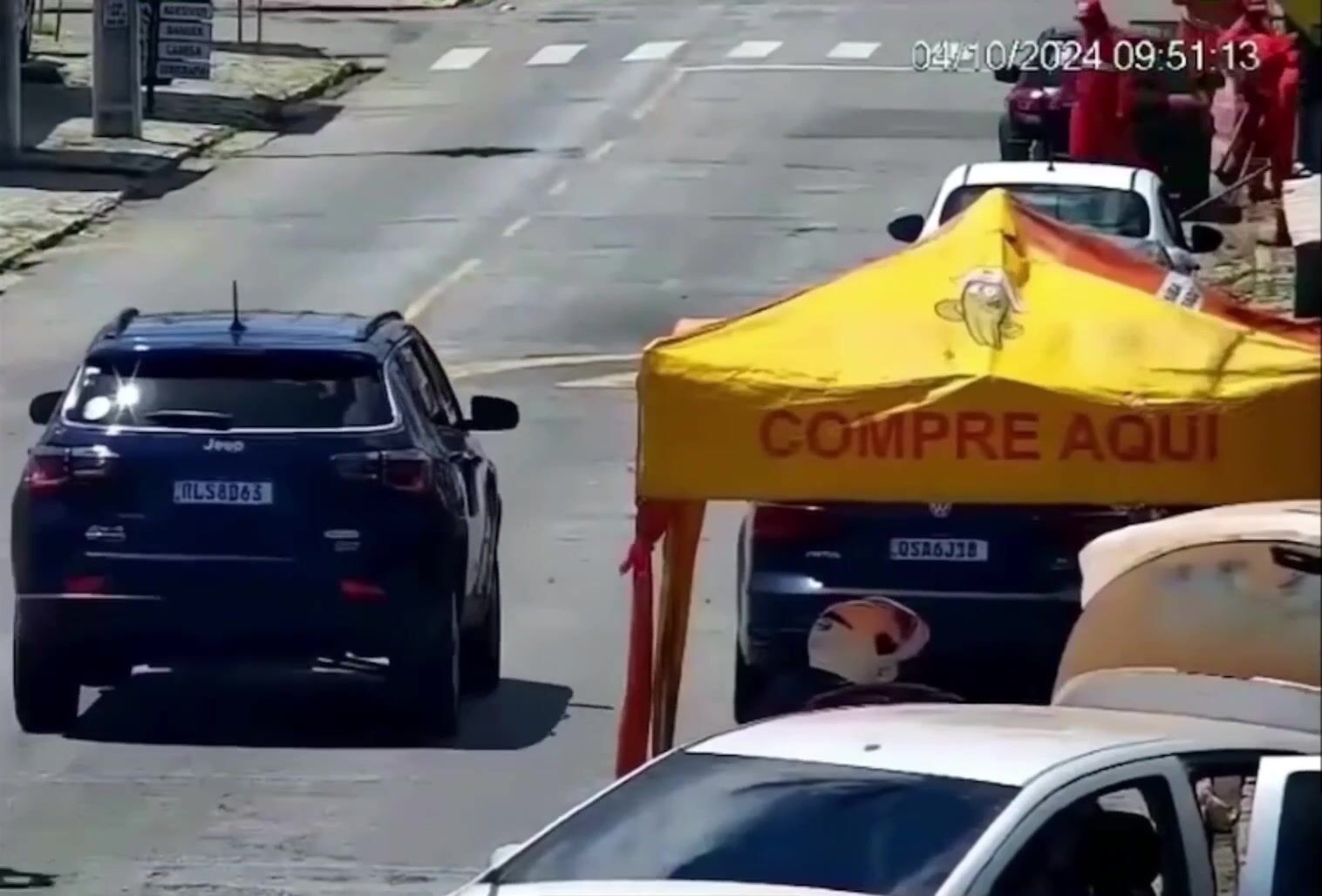 A Hitman Takes Care Of His Target While On The Move Mexico