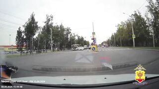 Instant Death Of 35-Year-Old Biker Caught On Dashcam