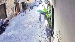 Woman Dies When A Statue Falls On Her Head.