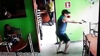 CLASSIC Hitman Moves Little Girl Out Of The Way Before Executing his target