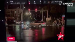 Red Light Running SUV Crushes Pedestrians At Zebra Crossing