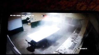 Tank Explosio Leaves Several Oil Extraction Plant Workers Seriously Injured