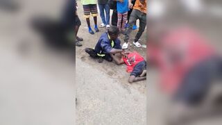 Bystanders Enjoy Fight Of Two Disabled Men