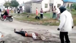 Instant Justice Tanzanian Thief Killed On Street