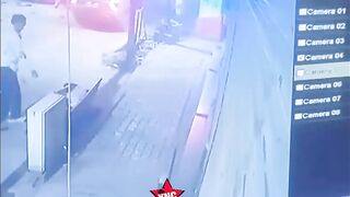Man Sitting On Bench Gets Stabbed In Neck, Killed In India