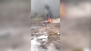 Man Jumps Into Burning Car After Killing GF, Dies Too
