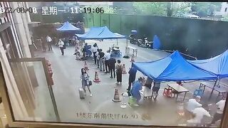 Chinese Girl Jumps To Her Death (CLASSIC VIDEO)