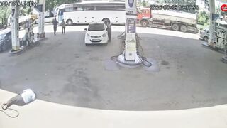 Sucks To Be A Petrol Pump Attendant In India