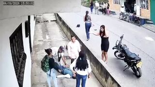 Man In Critical Condition After Violent Street Fight In Colombia
