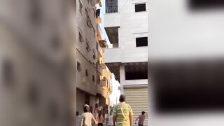 Man Leaves Syria For Good