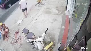 CLASSIC Man Walks Calmly And Someone Chops Off His Foot With A Machete.