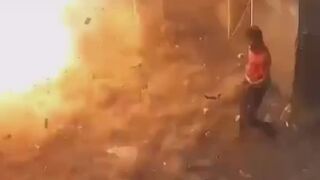 India: Oxygen Cylinder Drops, Blows Up, One Worker Gone