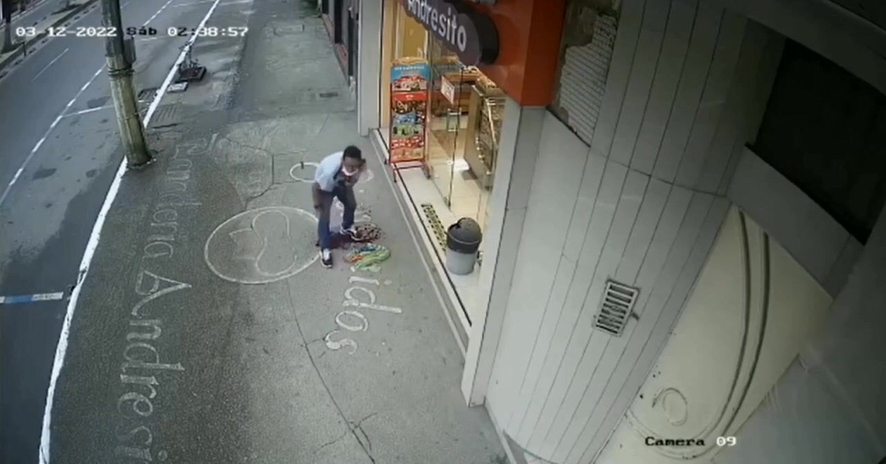 CLASSIC  Man Dies Infront Of Shop After Being Stabbed In The Neck.