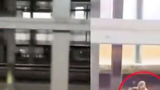 (REPOST)US: Couple Sits on Tracks, Train Arrives, Two Dead