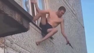 Man On Bath Salts Enjoys His Day