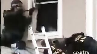 1993 ATF Raid on Branch Davidian compound at Waco TEXAS