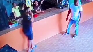 CLASSIC 2 guys attack man with machetes, both get shot.