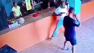 CLASSIC 2 guys attack man with machetes, both get shot.