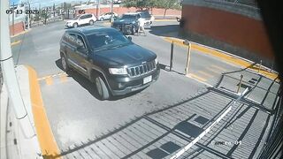 Man Pulls Gun On Cops In Mexico Before They Shoot Him Dead
