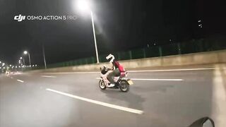 Keep Your Eyes On The Road !