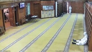 Saudi Suicide Bomber Attacks Shia Mosque In Kuwait
