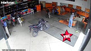Hitman Takes Life Of Machanic In Front Of A Customer In Brazil