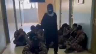 CLASSIC & BRUTAL: Police shot in the head during a prison riot in Ecuador
