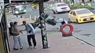 Taxi Causes Frweaky Accident In Bogota