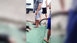 Motorcyclist dies after colliding with car at intersection in Brazil