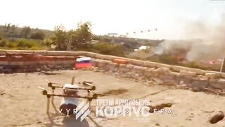 Ukainian drone destroyed pedoruzzian drone waving Vlasov's flag