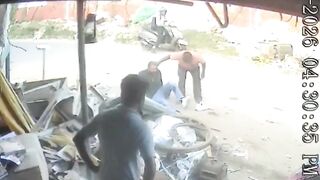 Man Gets Clubbed With Iron Roads And Sticks In Broad Daylight In India