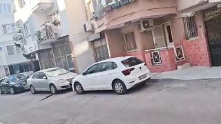 Dudes Stop isis Attack in Türkiye
