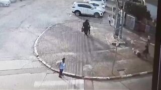 (REPOST)Pregnant Palestinian Woman Stabbed To Death In Israel's Lod Infront Of Her Children.