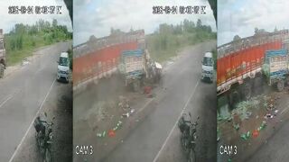 India: Pickup Driver Bets Against Trailer, Loses Everything