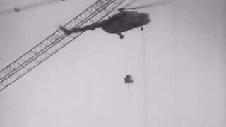 CLASSIC:Helicopter crashing over the core of Chernobyl reactor (Oct, 1986)