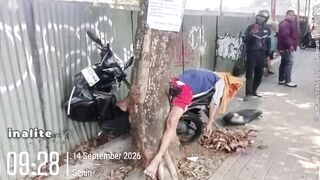 Motorcycle Mechanic Dies After Colliding with Tree in Indonesia