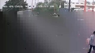 Motorcyclist Forgot About Blind Spots