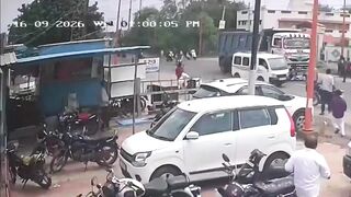 Motorcyclist Forgot About Blind Spots
