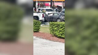 USA: Police Chase Ends With Crash In Florida