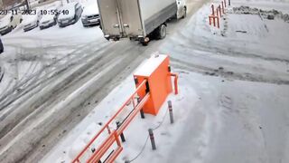 CLASSIC Russian man crushed by reversing truck